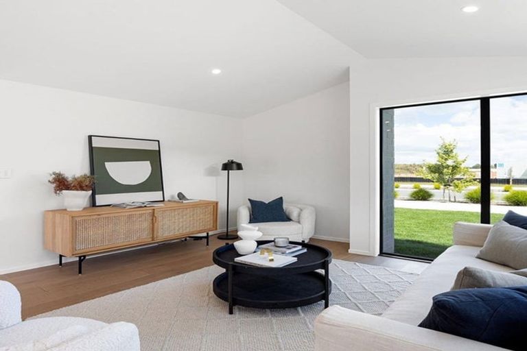 Photo of property in 36 Hugo Shaw Drive, Cambridge, 3434