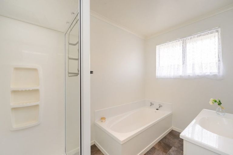 Photo of property in 37 Branigan Parade, Kelvin Grove, Palmerston North, 4414