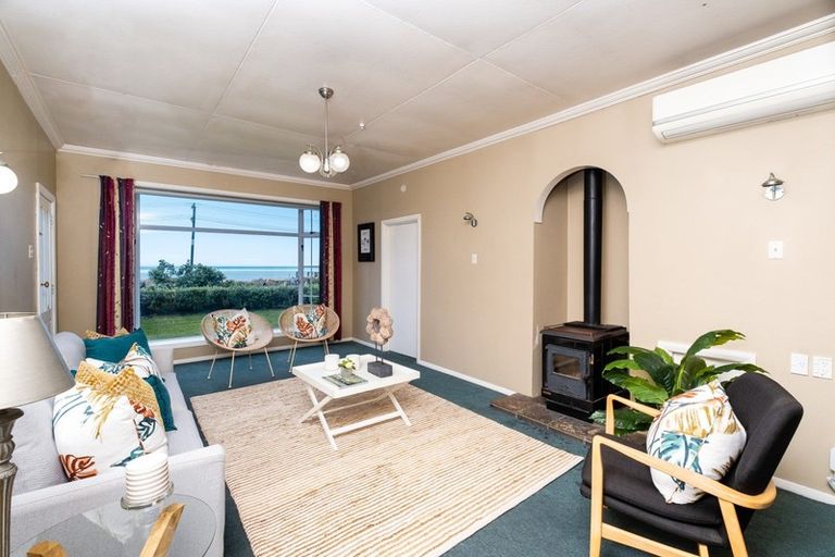 Photo of property in 6 Clifton Road, Haumoana, 4102