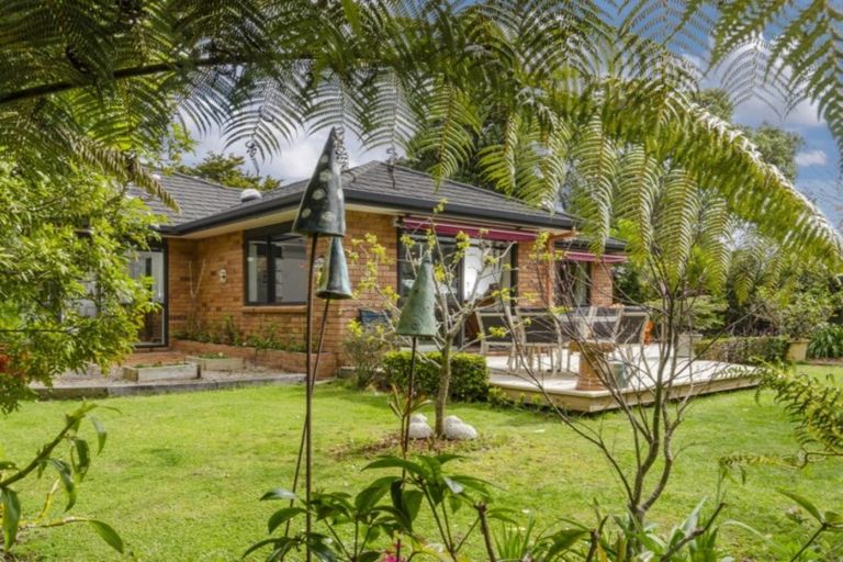 Photo of property in 16 Harbour View Road, Point Wells, Warkworth, 0986