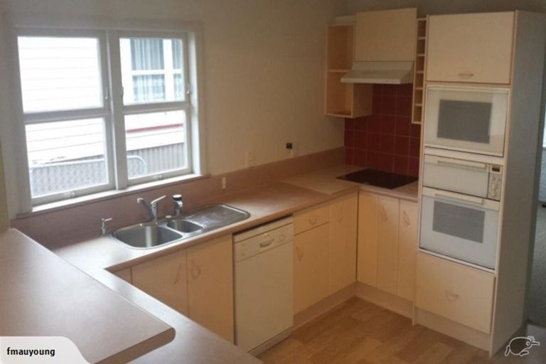 Photo of property in 10 Parkland Crescent, Terrace End, Palmerston North, 4410