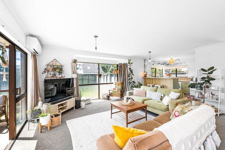 Photo of property in 128b Oceanbeach Road, Mount Maunganui, 3116
