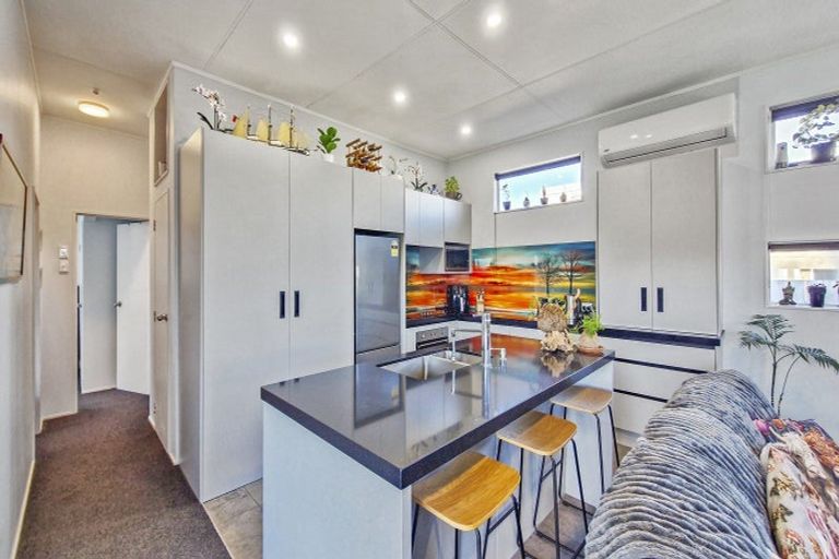 Photo of property in 25 Hall Place, Foxton Beach, Foxton, 4815