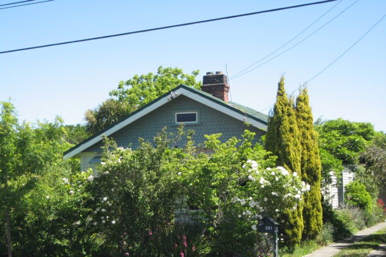 Photo of property in 251 Selwyn Street, Spreydon, Christchurch, 8024
