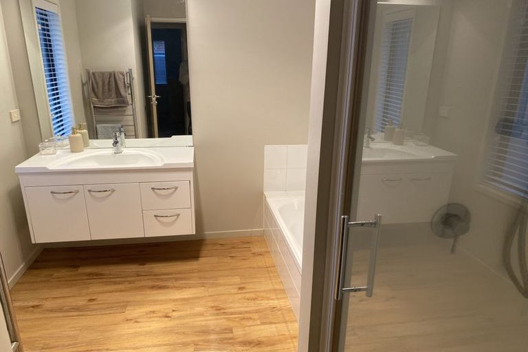 Photo of property in 11 Marlin Terrace, Bell Block, New Plymouth, 4312