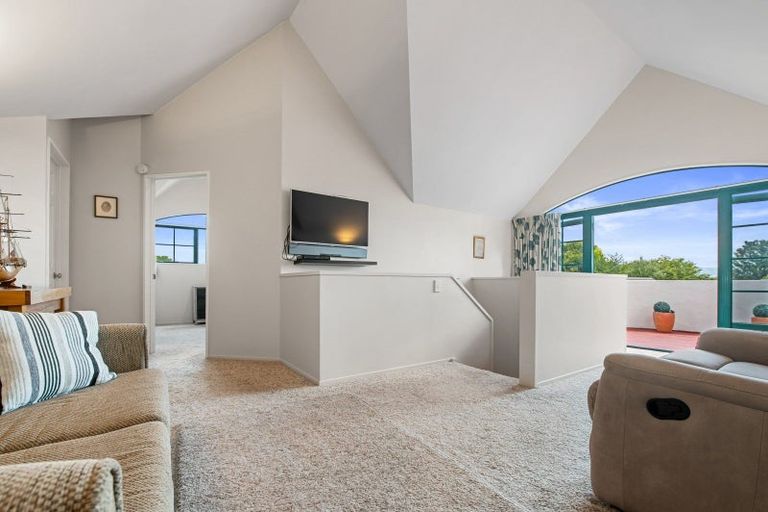 Photo of property in 25 Kahurangi Drive, Lynmore, Rotorua, 3010