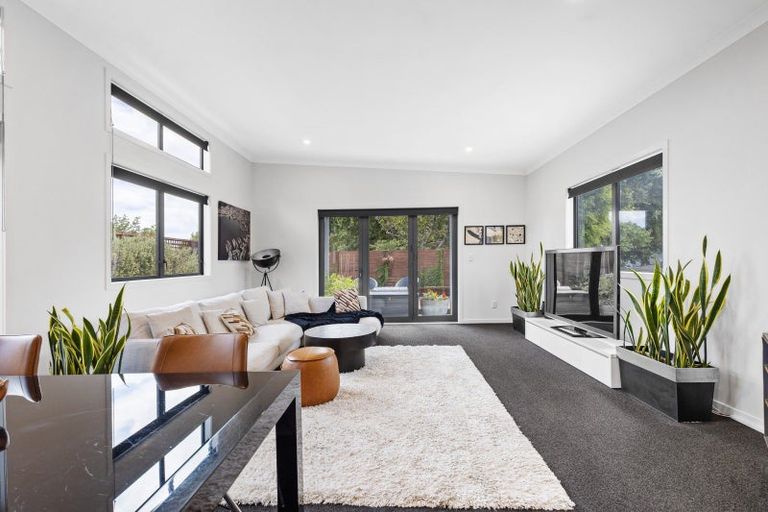 Photo of property in 44 Long Melford Road, Awapuni, Palmerston North, 4412