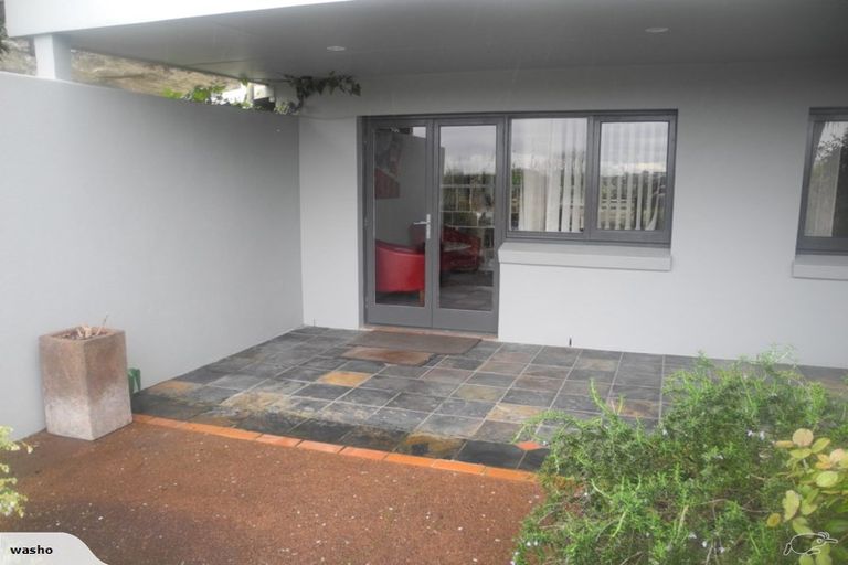 Photo of property in 36 Sylvan Park Avenue, Milford, Auckland, 0620