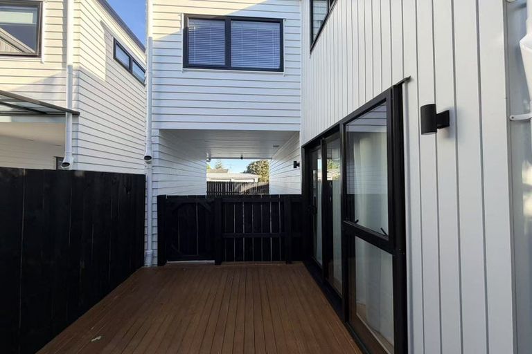 Photo of property in 363d Bucklands Beach Road, Bucklands Beach, Auckland, 2012