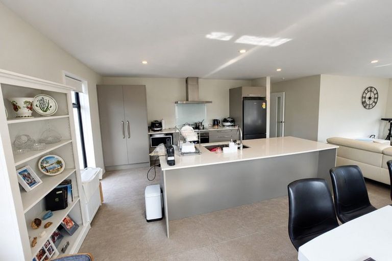 Photo of property in 19 Romney Drive, Belfast, Christchurch, 8051