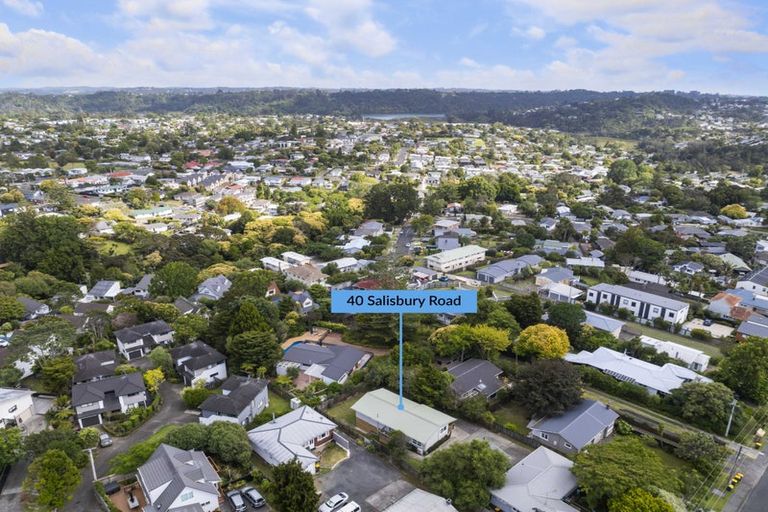 Photo of property in 2/40 Salisbury Road, Birkdale, Auckland, 0626