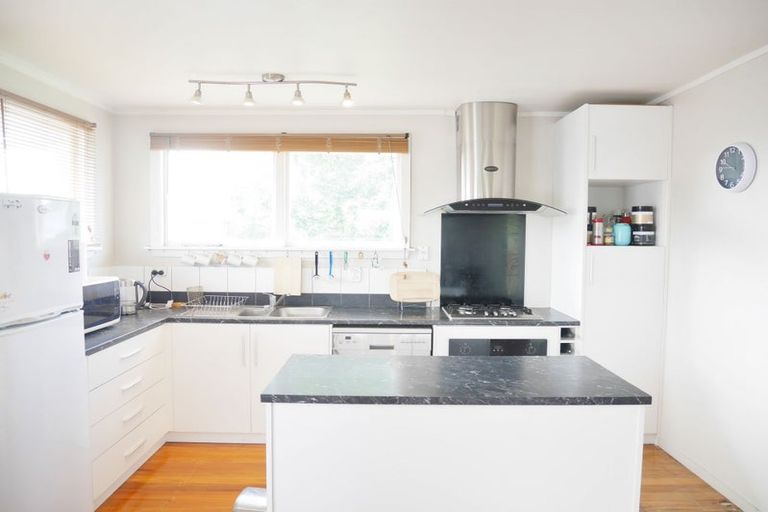 Photo of property in 14 West-watson Avenue, Hillmorton, Christchurch, 8025