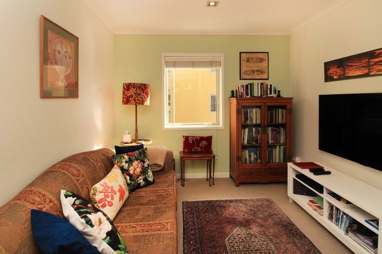 Photo of property in Marrakech Cafe, 14/305 Evans Bay Parade, Hataitai, Wellington, 6021