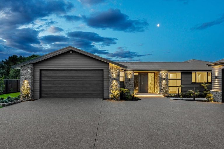 Photo of property in 173b West Belt, Rangiora, 7400