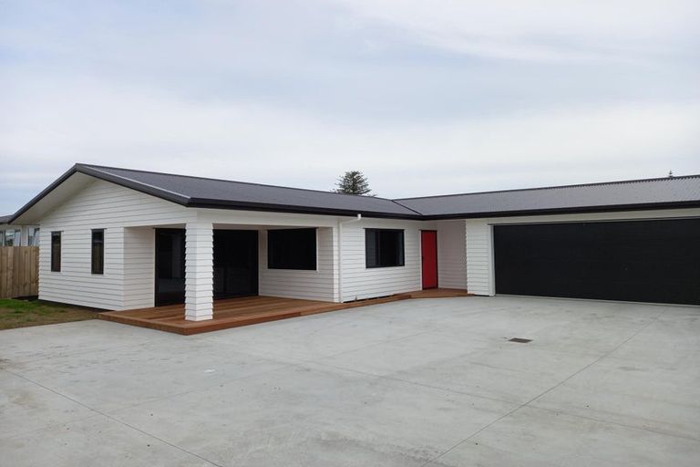 Photo of property in 22a King Street, Waiuku, 2123