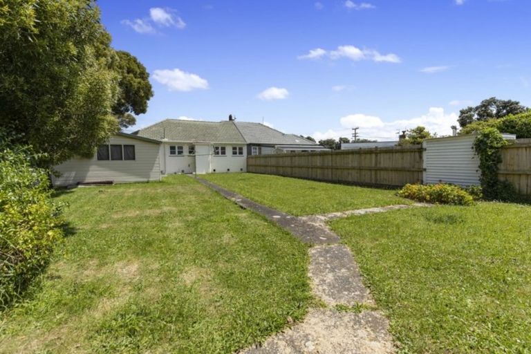 Photo of property in 22 Bell Road, Waiwhetu, Lower Hutt, 5010