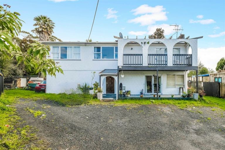 Photo of property in 19 Zodiac Street, Henderson, Auckland, 0610