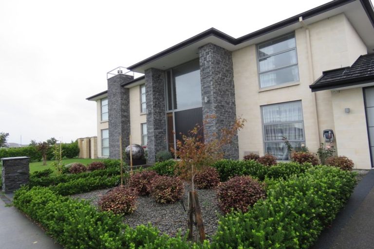 Photo of property in 16 Mariposa Crescent, Aidanfield, Christchurch, 8025