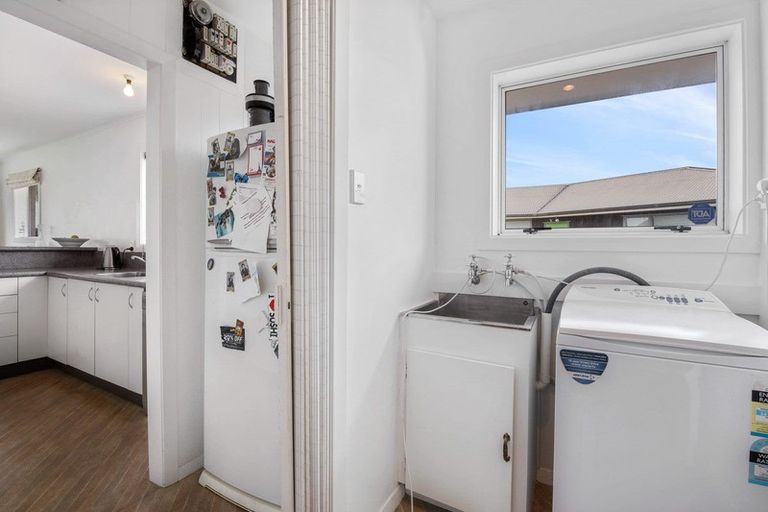 Photo of property in 41 Waratah Street, Avondale, Christchurch, 8061