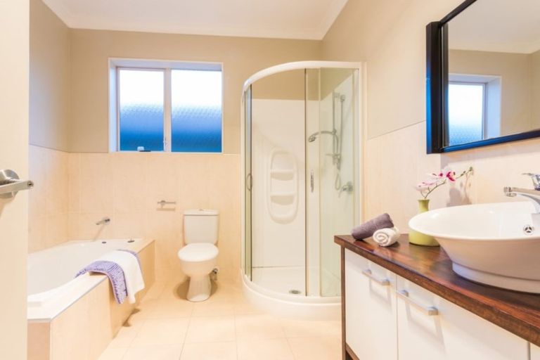 Photo of property in 18 Plantation Avenue, Flat Bush, Auckland, 2016