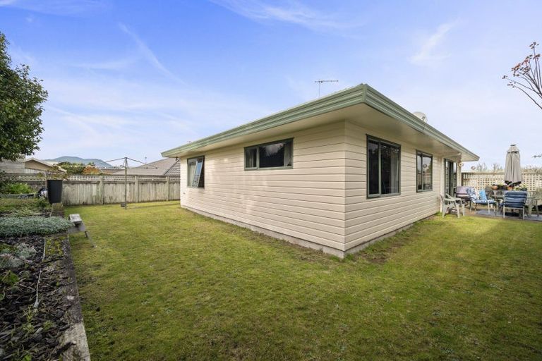 Photo of property in 2/6 The Grove, Nukuhau, Taupo, 3330