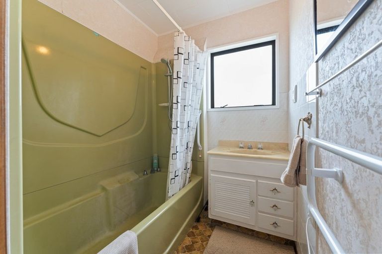 Photo of property in 13 Ponderosa Place, Opunake, 4616