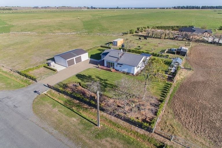 Photo of property in 748 Hudsons Road, Motukarara, Christchurch, 7674