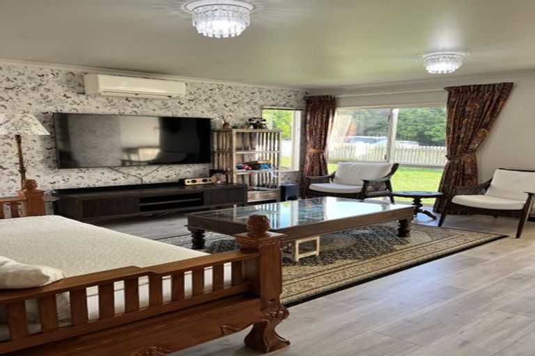 Photo of property in 9 Bickleigh Grove, New Lynn, Auckland, 0600