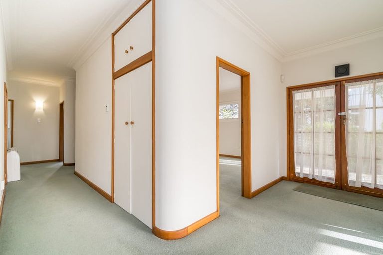Photo of property in 131 Eglinton Road, Mornington, Dunedin, 9011