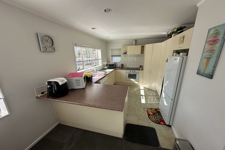 Photo of property in 2/700 Chapel Road, Dannemora, Auckland, 2016