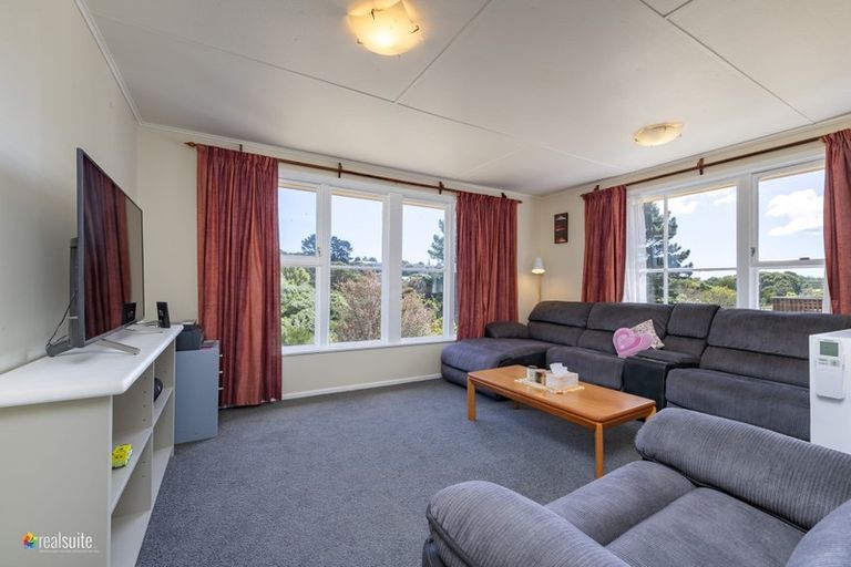 Photo of property in 63 Waihemo Street, Waitangirua, Porirua, 5024