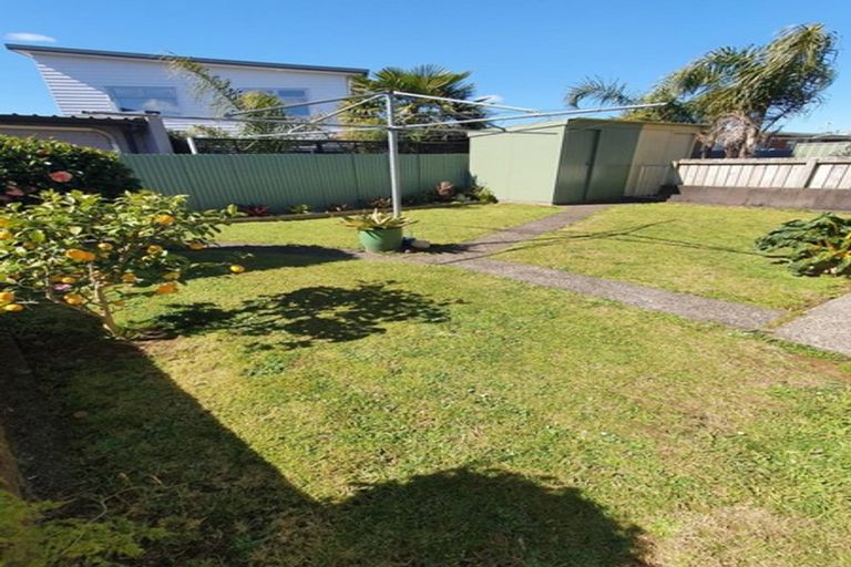 Photo of property in 5a Coronation Avenue, Pukekohe, 2120