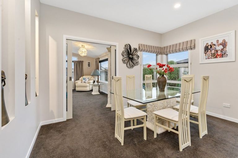 Photo of property in 96 The Drive, Paraparaumu Beach, Paraparaumu, 5032