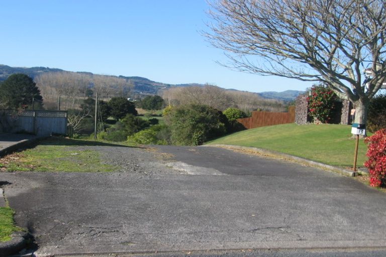 Photo of property in 13 Hazeldene Place, Opaheke, Papakura, 2113