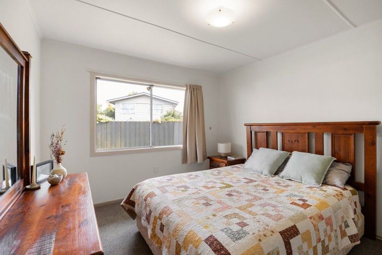 Photo of property in 23 Berkley Avenue, Hillcrest, Hamilton, 3216