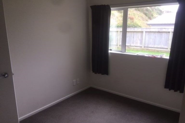 Photo of property in 10 Moonraker Place, Whitby, Porirua, 5024