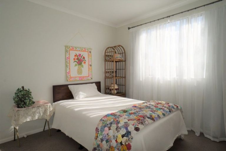 Photo of property in 12 Ocean View Rise, Ruakaka, 0116