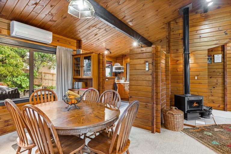 Photo of property in 124 West Harbour Drive, West Harbour, Auckland, 0618