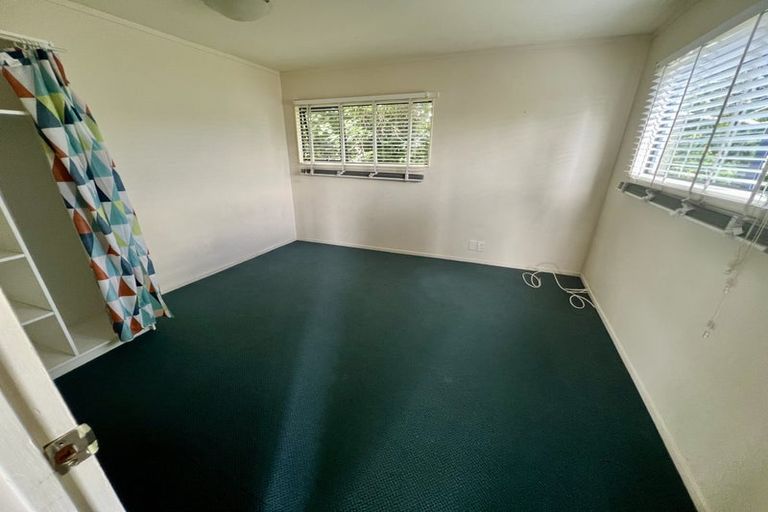 Photo of property in 49 Glen Marine Parade, Glendene, Auckland, 0602