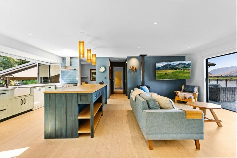 Photo of property in 103 Arrowtown-lake Hayes Road, Lake Hayes, Queenstown, 9371