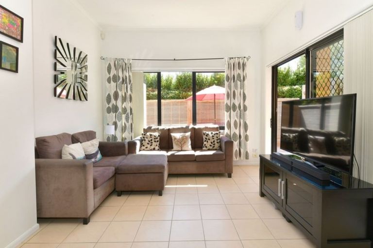 Photo of property in 10 Quarter Deck Lane, Gulf Harbour, Whangaparaoa, 0930