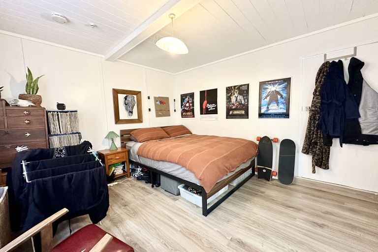 Photo of property in 1 Manley Terrace, Newtown, Wellington, 6021