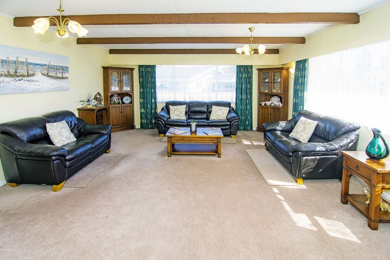 Photo of property in 44 Fleet Street, Solway, Masterton, 5810