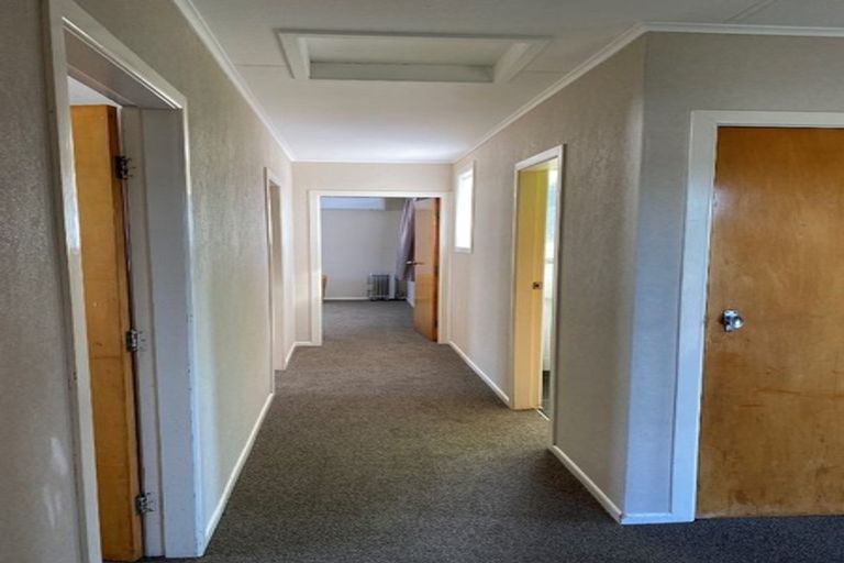 Photo of property in 37 Desert Gold Street, Ascot Park, Porirua, 5024