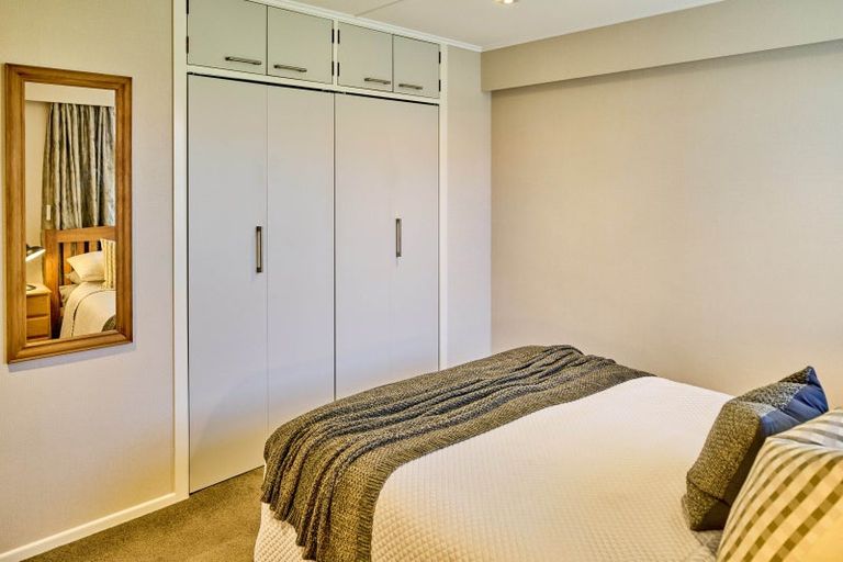 Photo of property in 22 Reese Jones Grove, Maungaraki, Lower Hutt, 5010