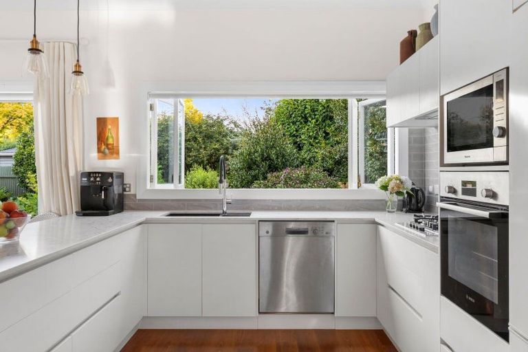 Photo of property in 81 Hall Street, Cambridge, 3434