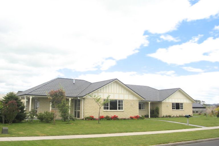 Photo of property in 36 Oaklands Drive, Cambridge, 3434