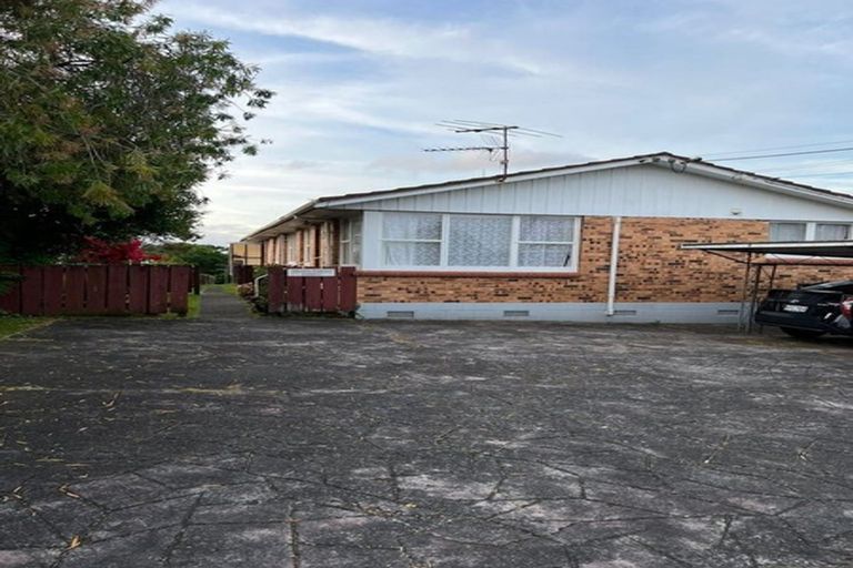 Photo of property in 3/133 Titirangi Road, New Lynn, Auckland, 0600