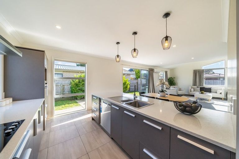 Photo of property in 6 Yeats Grove, Trentham, Upper Hutt, 5018