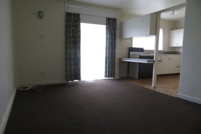 Photo of property in 1341 High Street, Taita, Lower Hutt, 5011